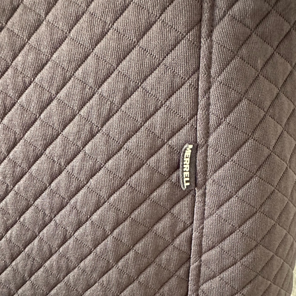 Merrell sweater - Picture 2 of 3